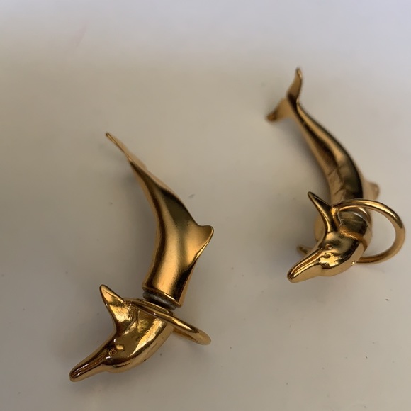 Jumping Dolphin vintage Earings - Picture 2 of 6